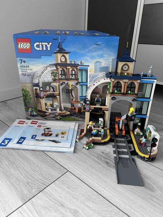Klocki Lego City 60469 Centralny dworzec kolejowy