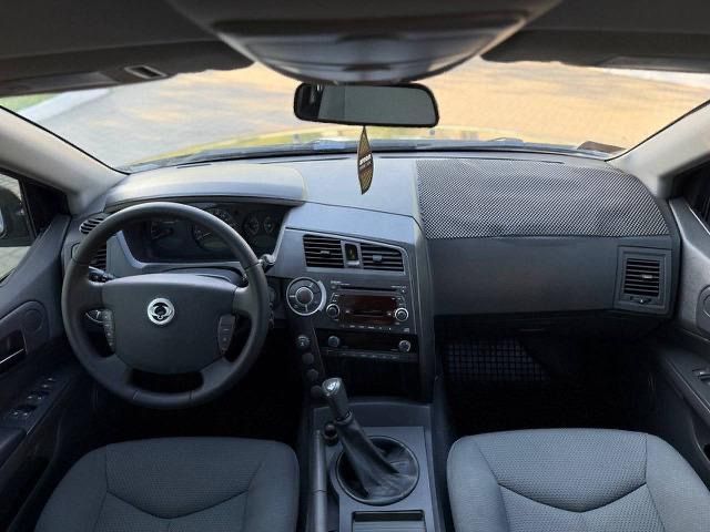 Продам автомобіль SsangYong Kyron.