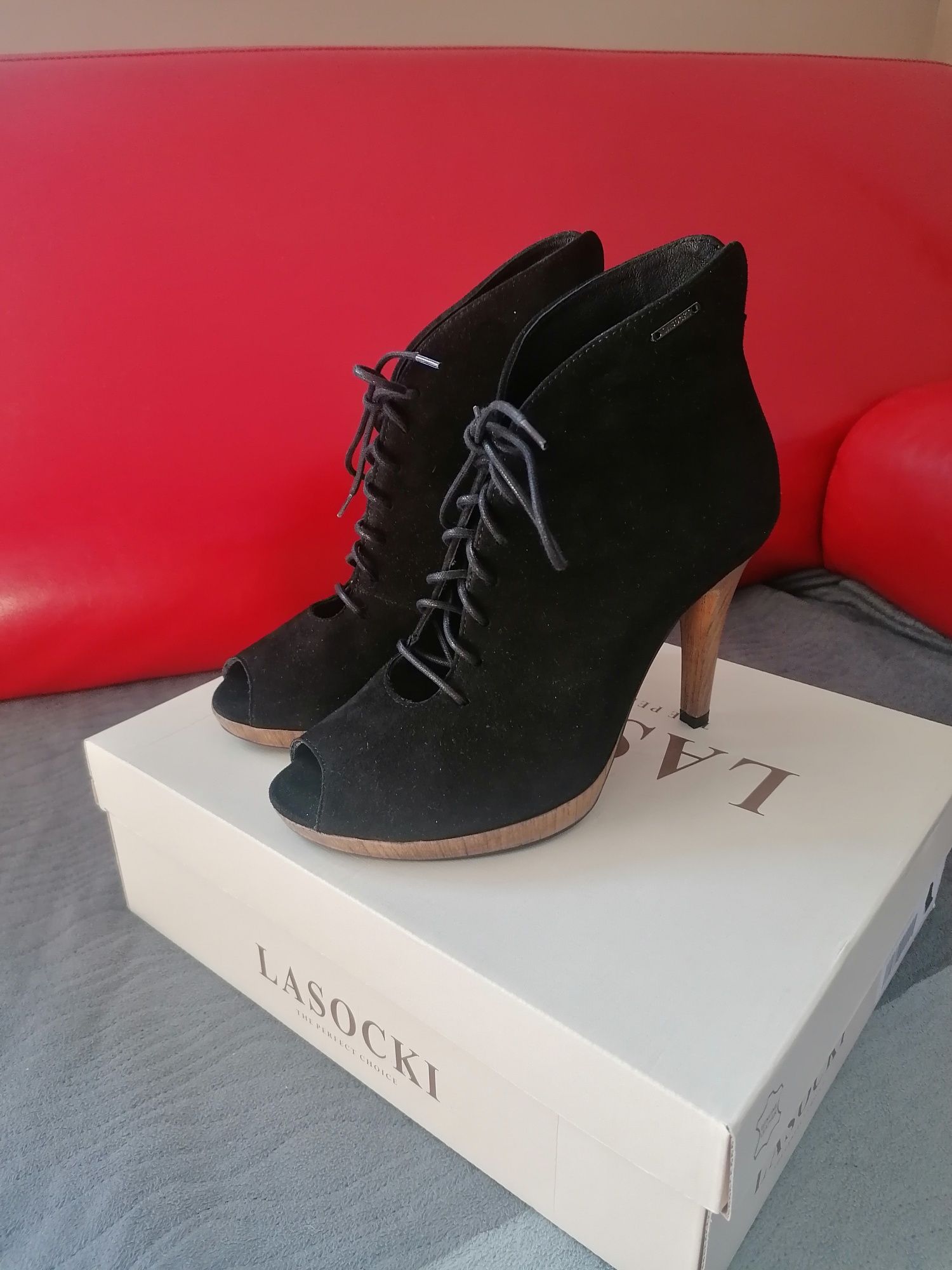 Czarne botki buty skóra wiosna lato rozmiar 38 Lasocki