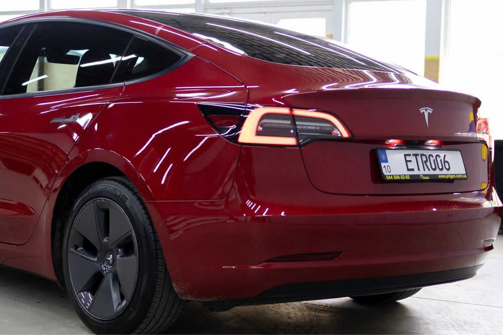 Оренда/прокат Tesla 2023 без застави