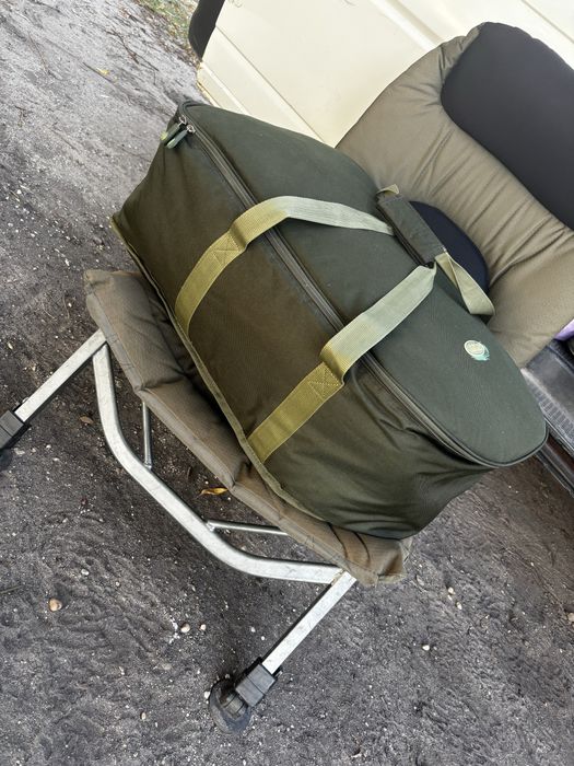 Łódka zanętowa Infinity Boat Smart echo plus wzamcniacz