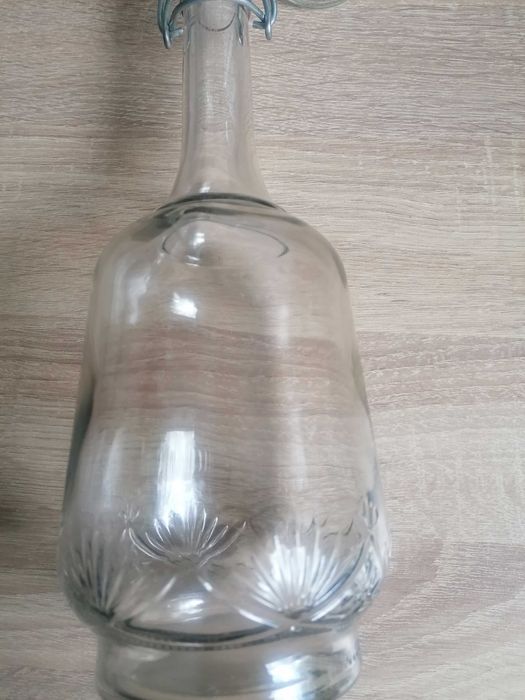 Butelki na nalewki wino
