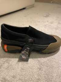 Buty Vans rozmiar 43, 28 cm, nowe  UA CLASSIC SLIP-ON MODULAR