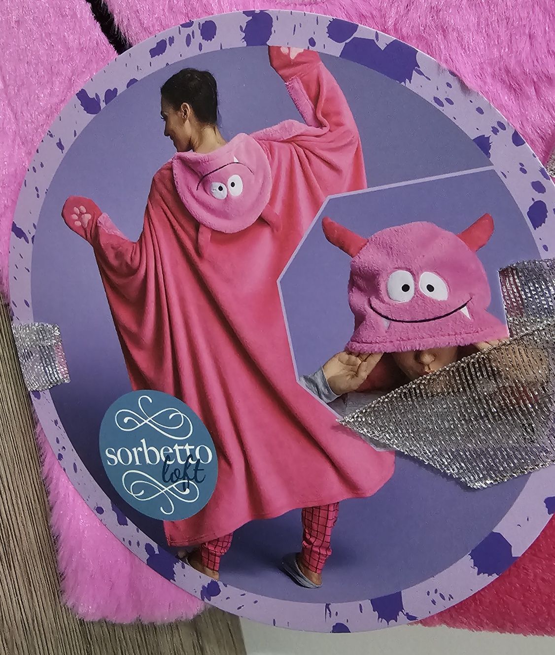 Różowy milusi koc potworek ala kocobluza do przykrycia Sorbetto