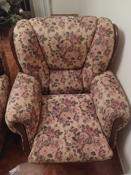 Sofás semi-novos estilo rústico