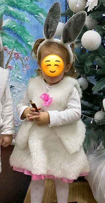 Костюм вовчика , промінчика, жабки , гусака, курочки та зайчика