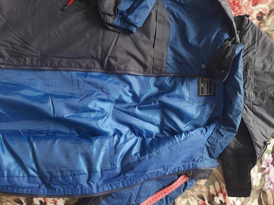 зимова куртка колумбія