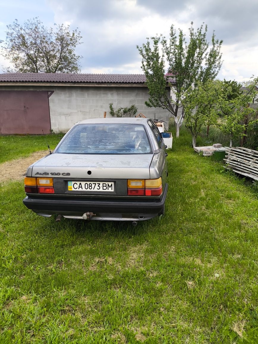 Audi 100 c3 2.3L
