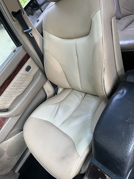 Сидіння W140 білий колір салон розбір