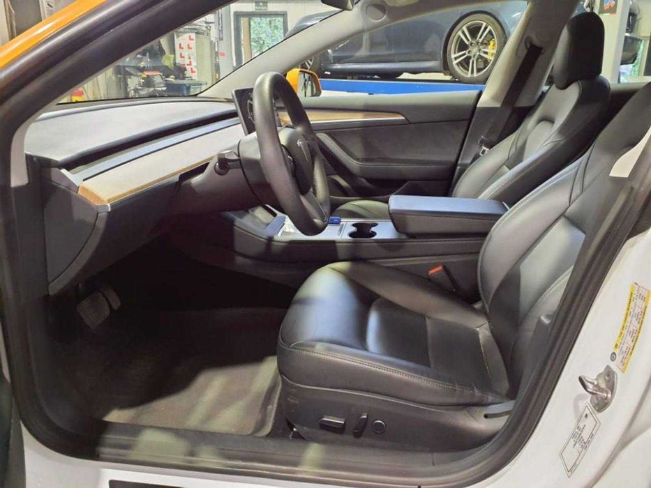 Tesla Model 3 Standard Range Plus 2021, Колеса (зима / літо) + зарядка