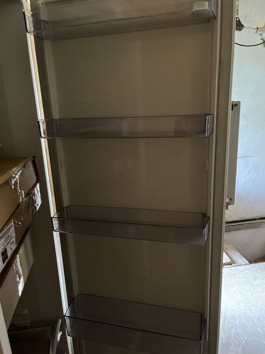 Холодильник великий Beko