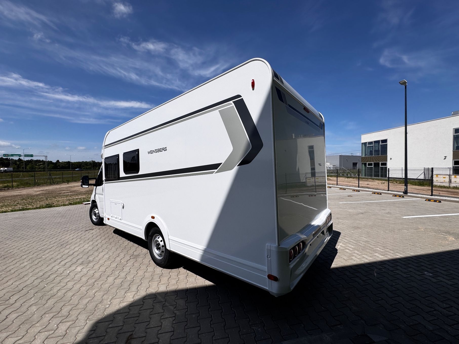 Weinsberg CaraSuite 700 ME FIAT  Dostępny II połowa maja 2025! Automat!
