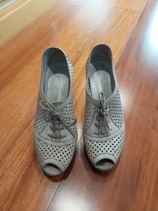 Sapatos de senhora