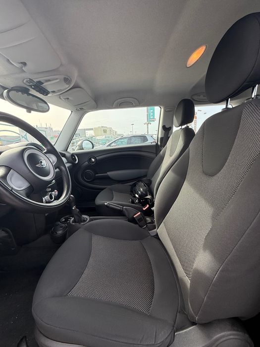 Mini Cooper One Caixa Automática