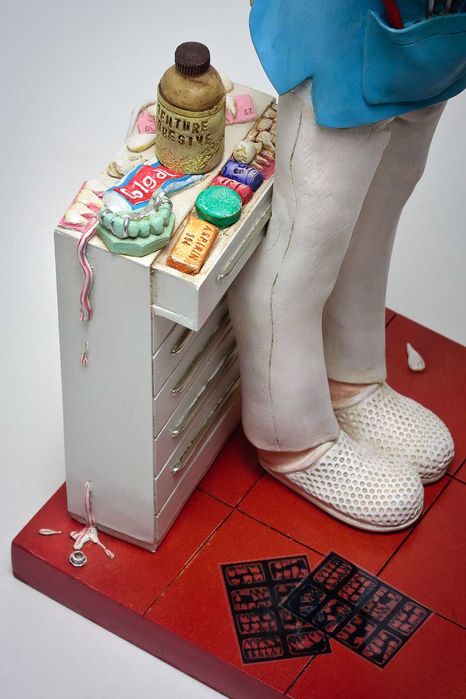 Figurka Dentystka- Guilermo Forchino (Fo85534)