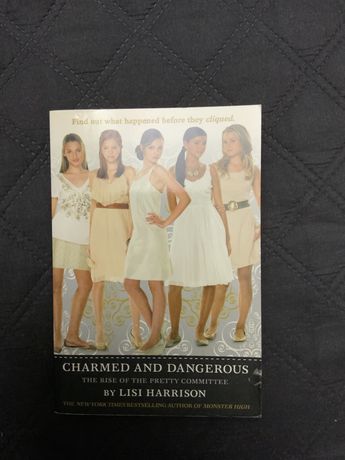 Lisi Harrison- Charmed and Dangerous książka po angielsku