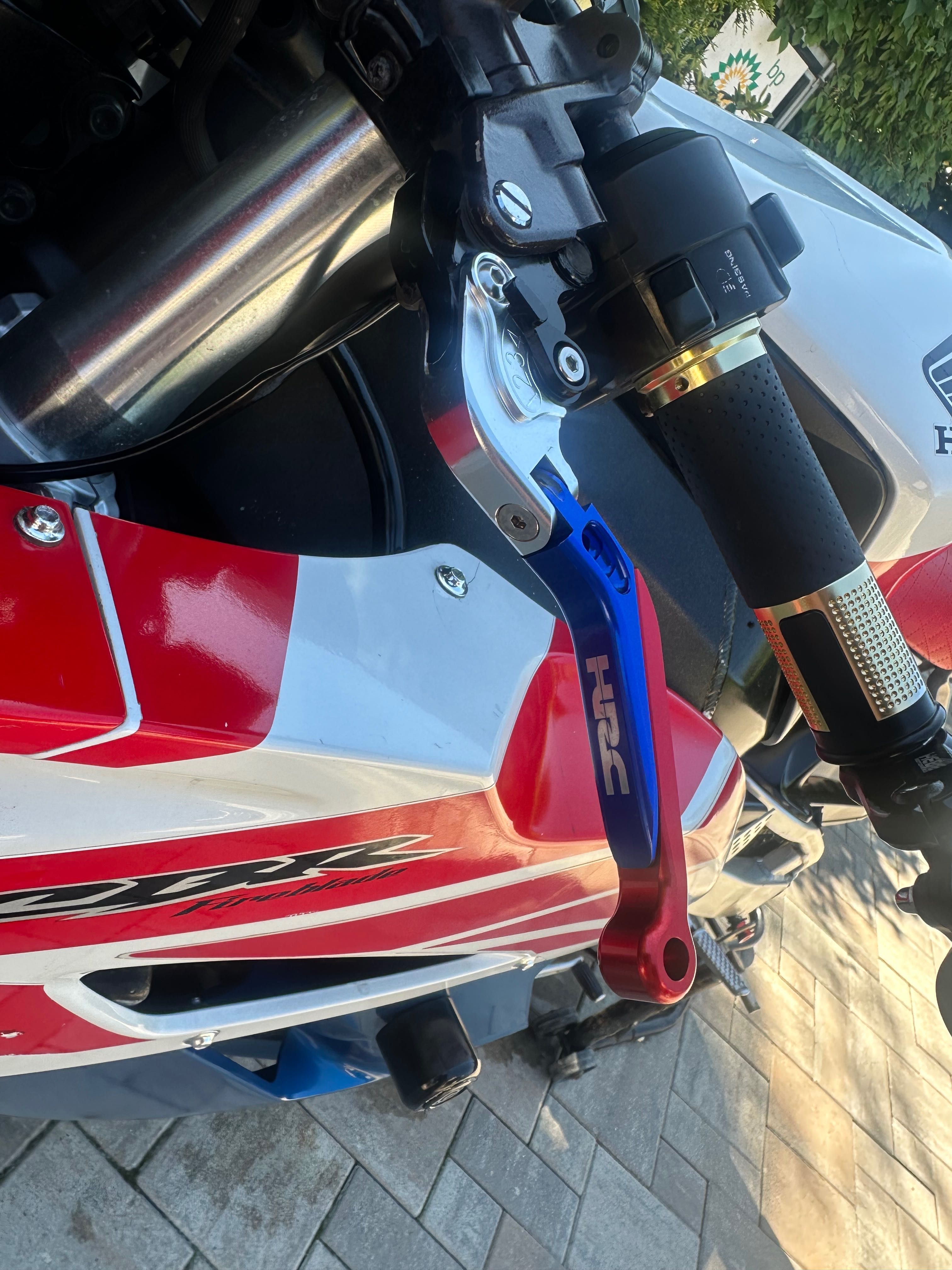 Honda CBR 1000rr sc 57