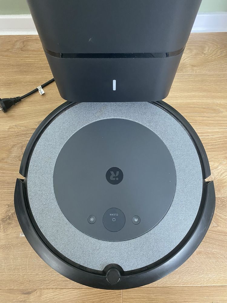 Odkurzacz Robot IRobot Roomba i3