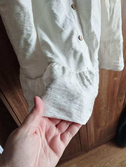 Bluzeczka elegancka beżowa z wiskozy włoskiej