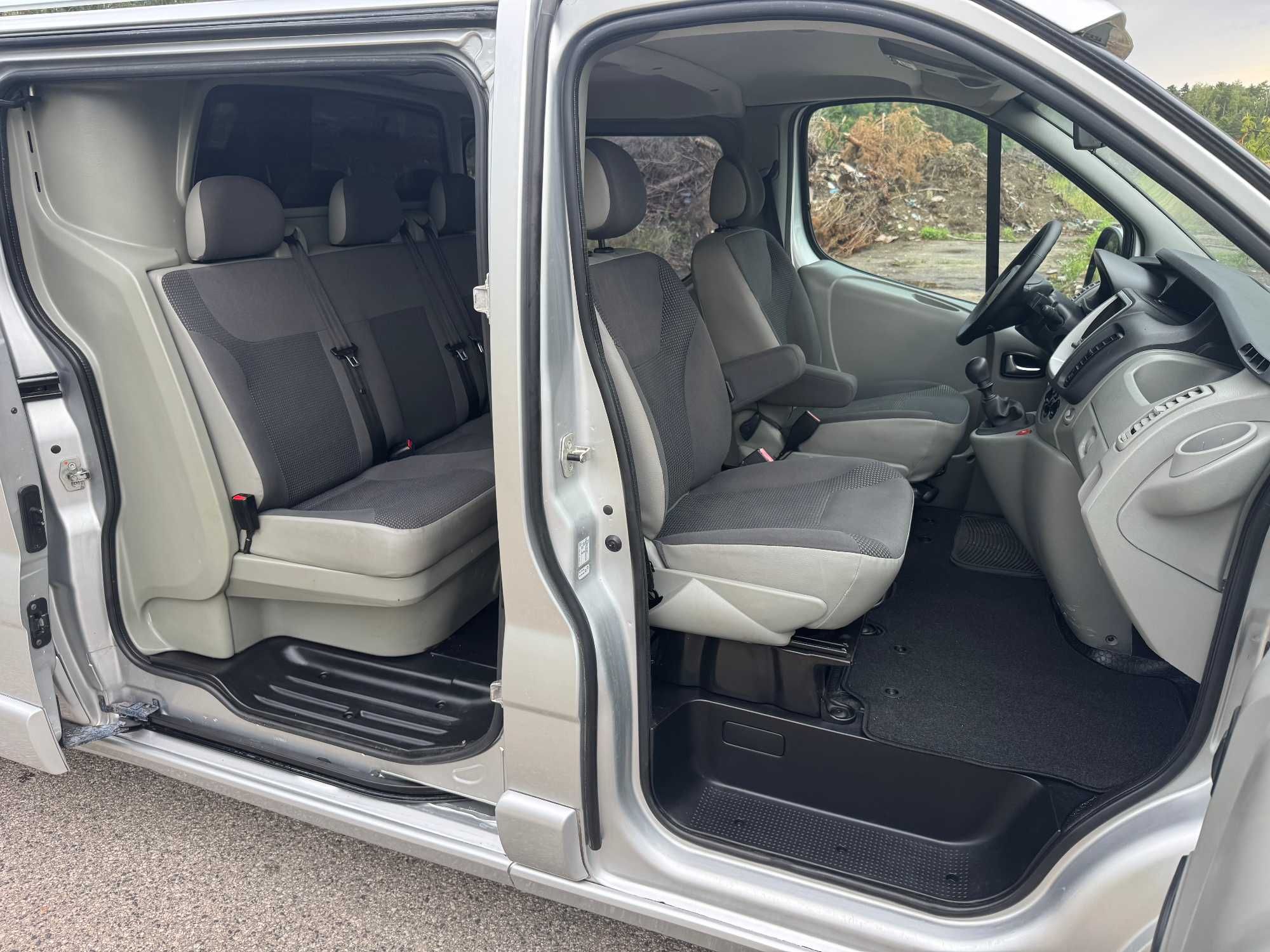 OPEL VIVARO 2011 *2.5CDTI 150KM*klima*dubel kabina*