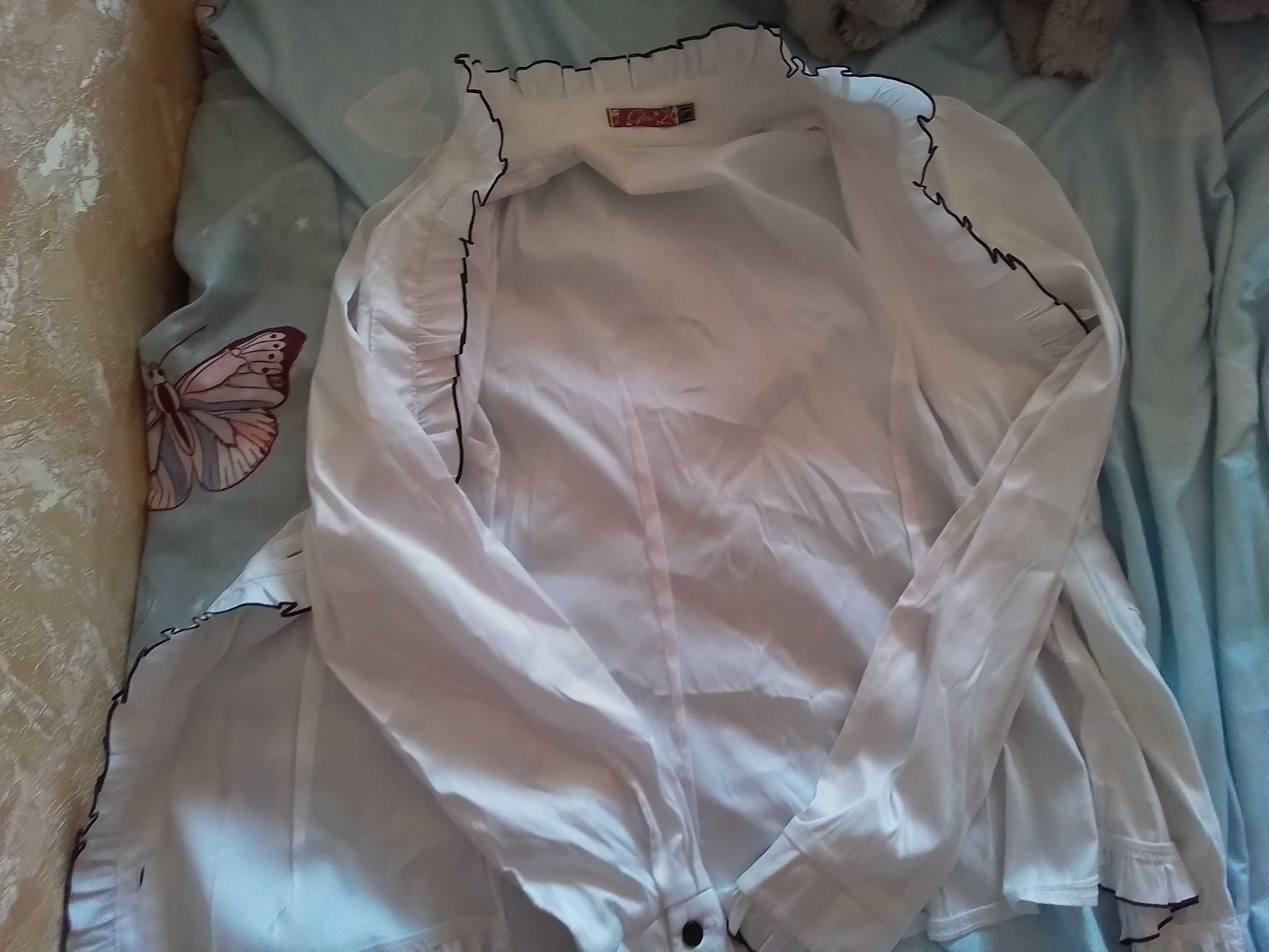 Блузка біла нова