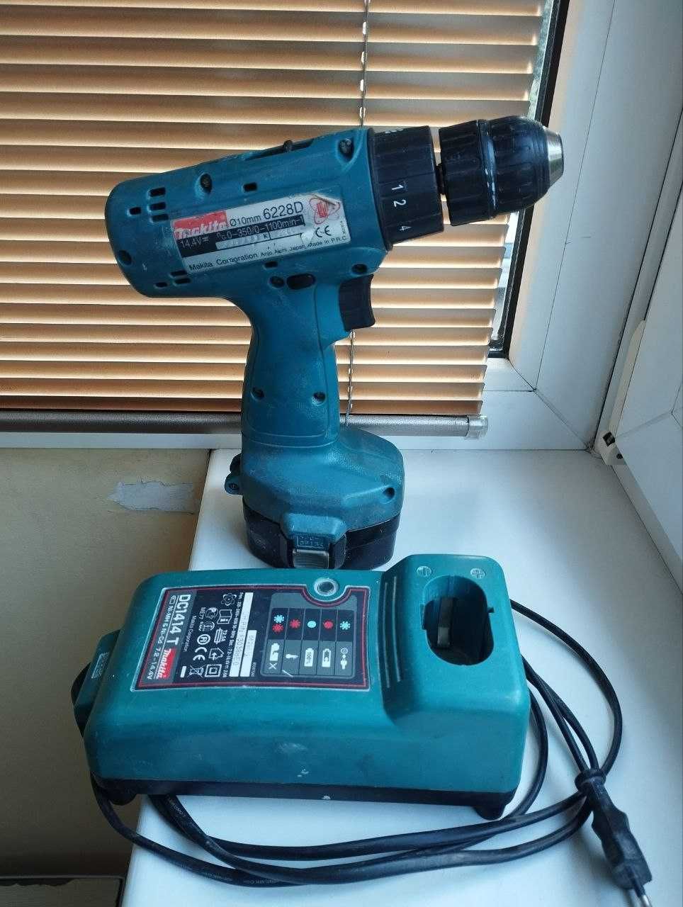 Дрель-шуруповерт Makita 6228D