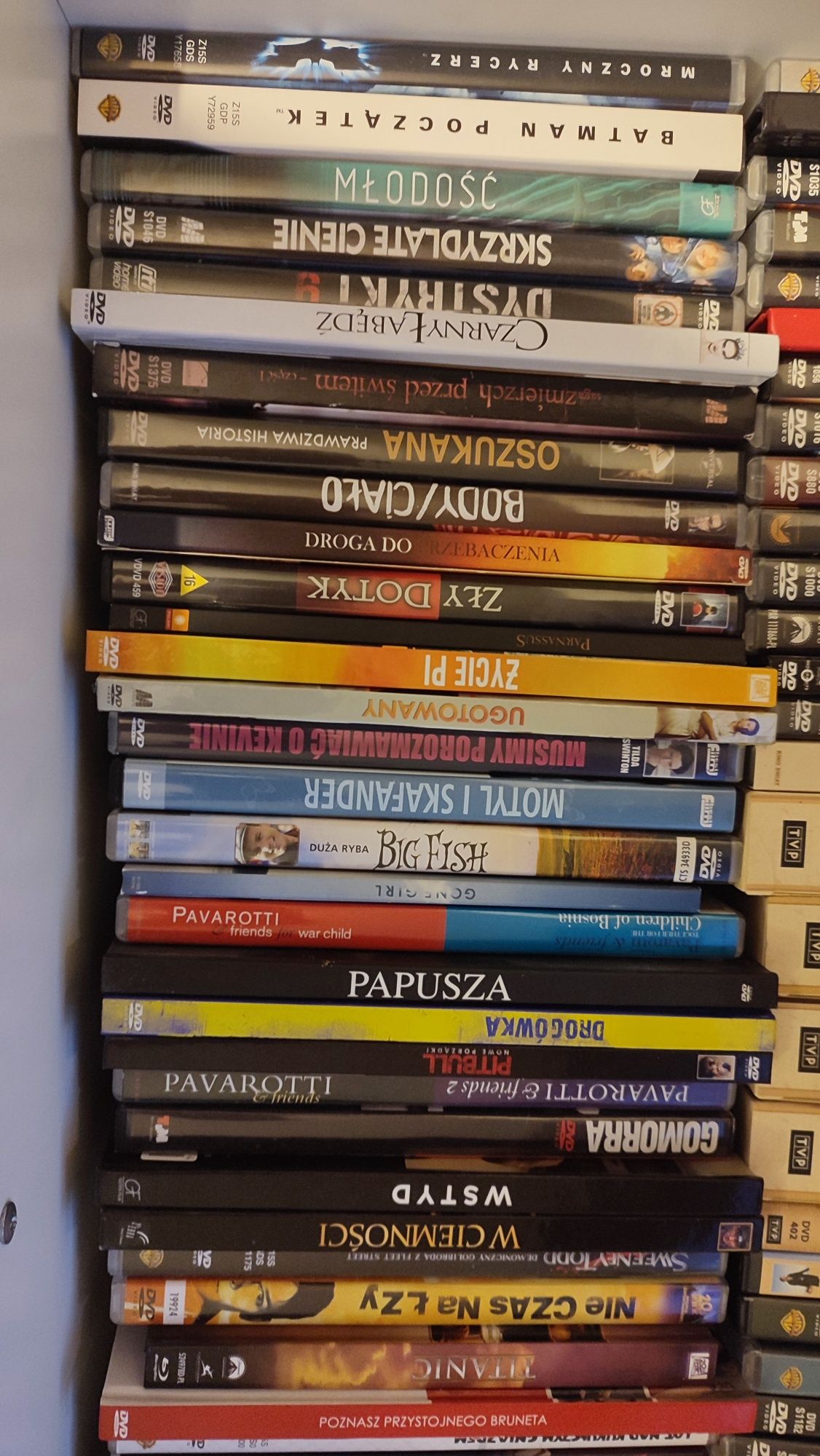 Sprzedam kolekcję 94 filmów na DVD