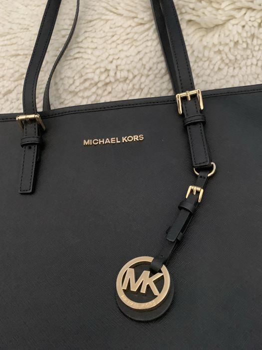 Mala Michael Kors
