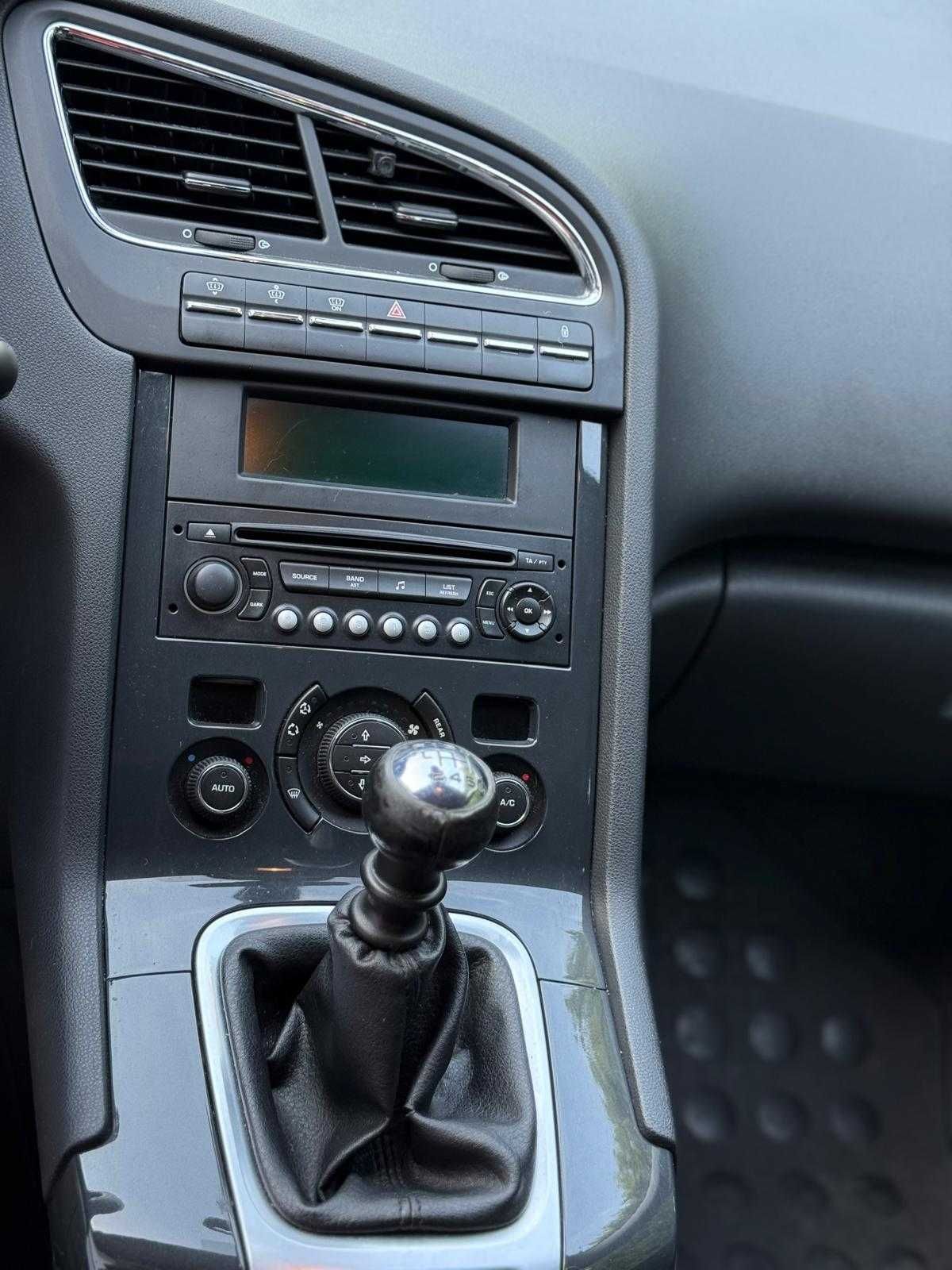 Peugeot 5008 premium, 2.0 HDi 150 KM, panorama
