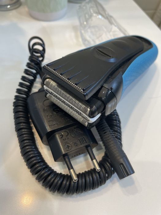 Máquina barbear Braun 3040s