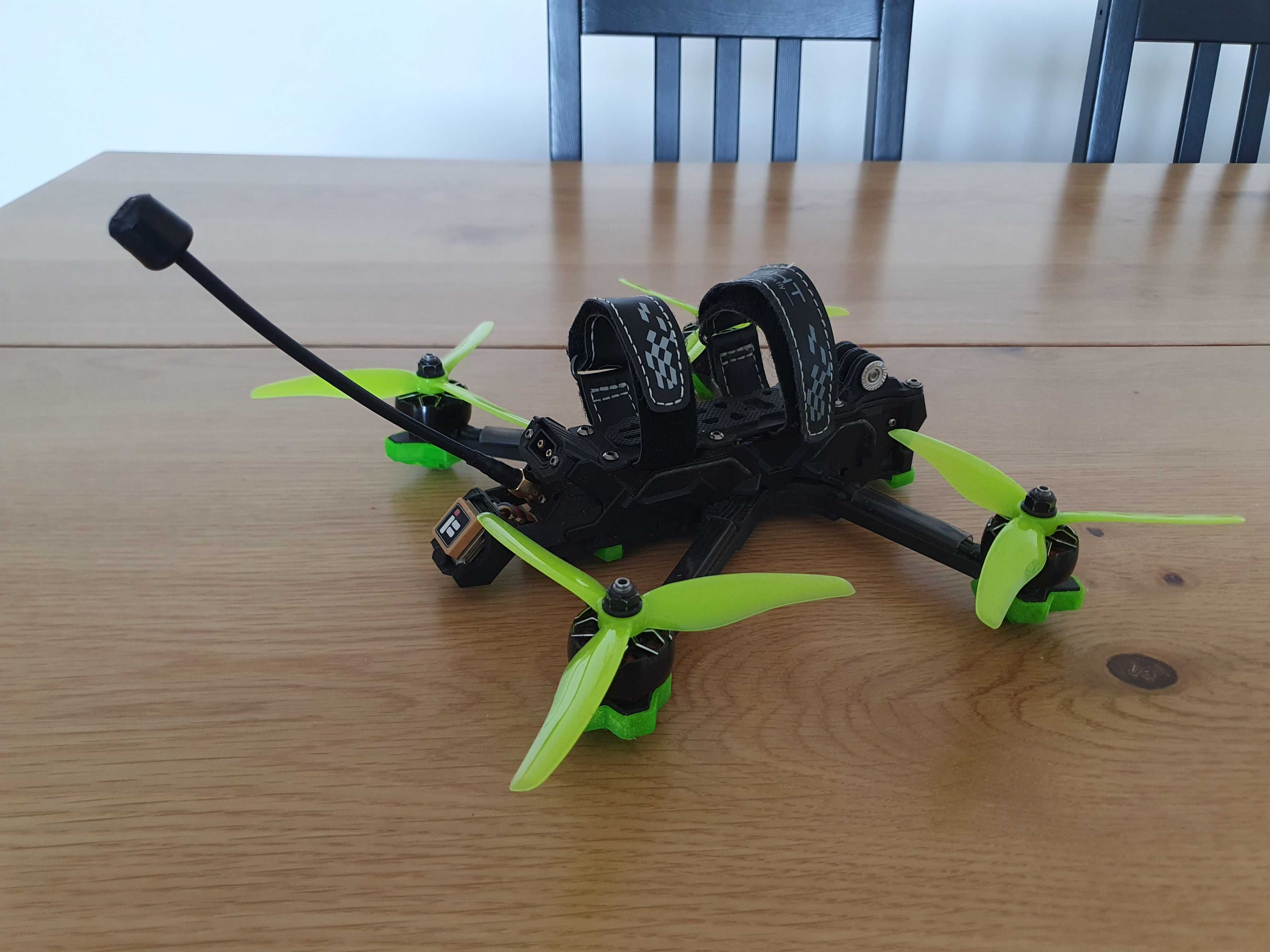 iFlight Nazgul5 Evoque F5D DeadCat HD VISTA 6S 5 Inch FPV