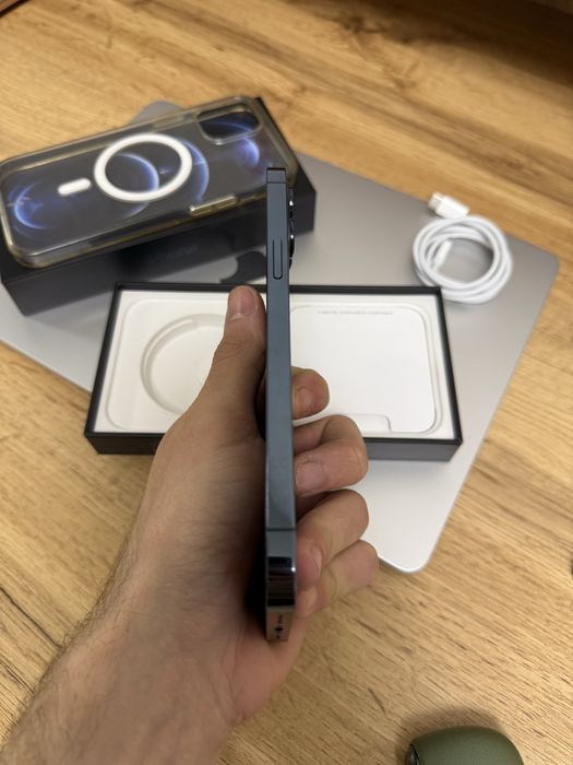 Телефон Apple iPhone 12 Pro Max 128 Gb Neverlock Pacific Blue акб 71%