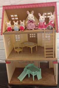 Sylvanian Families domek dwupiętrowy z królikami i akcesoriami