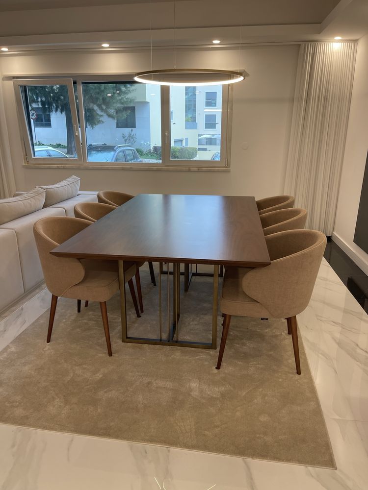 Mesa de jantar Nova