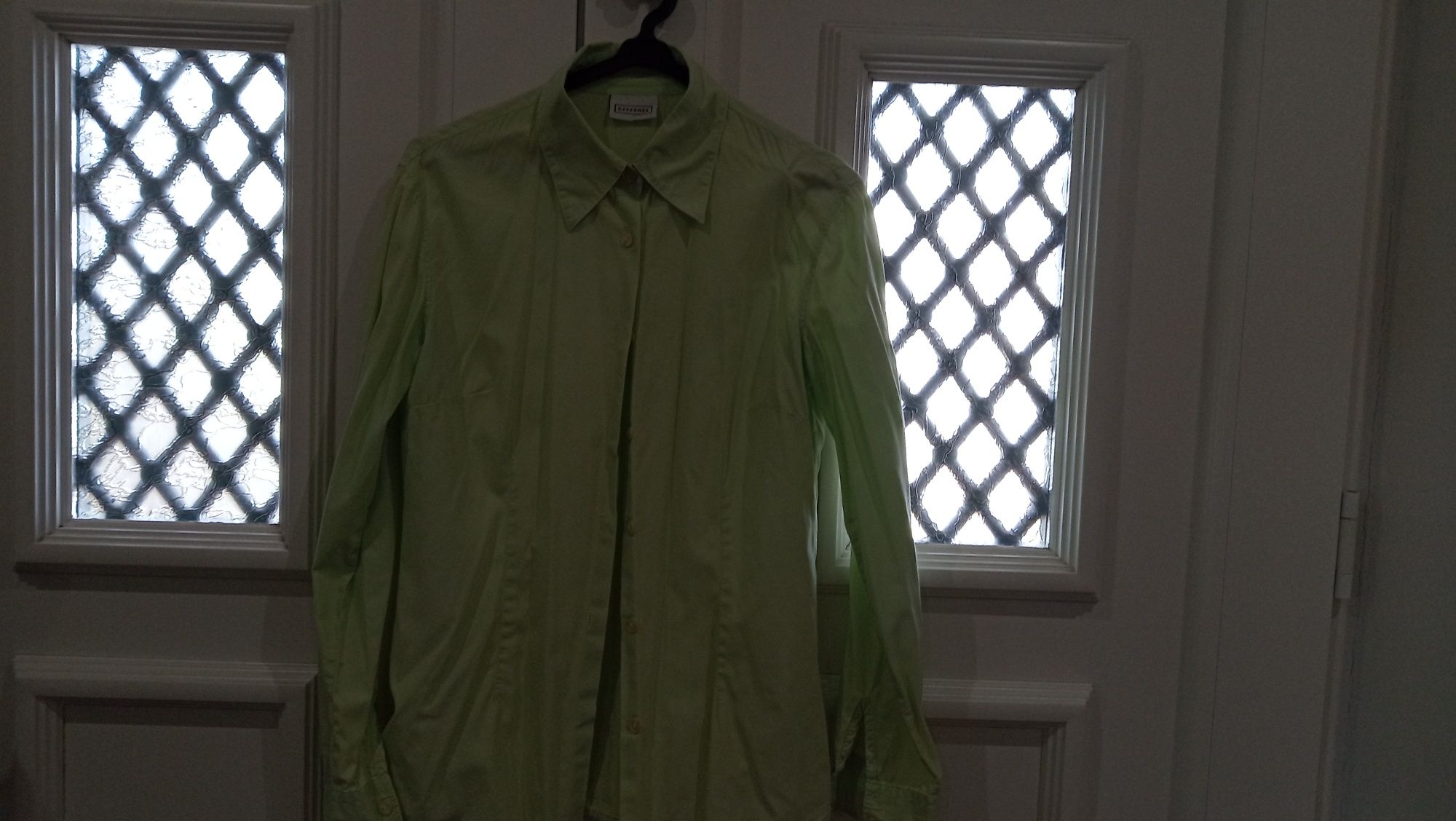 Camisa + Calças = 4€