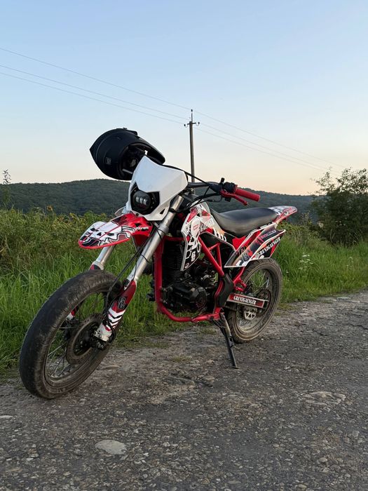 Crdx 200 motard.