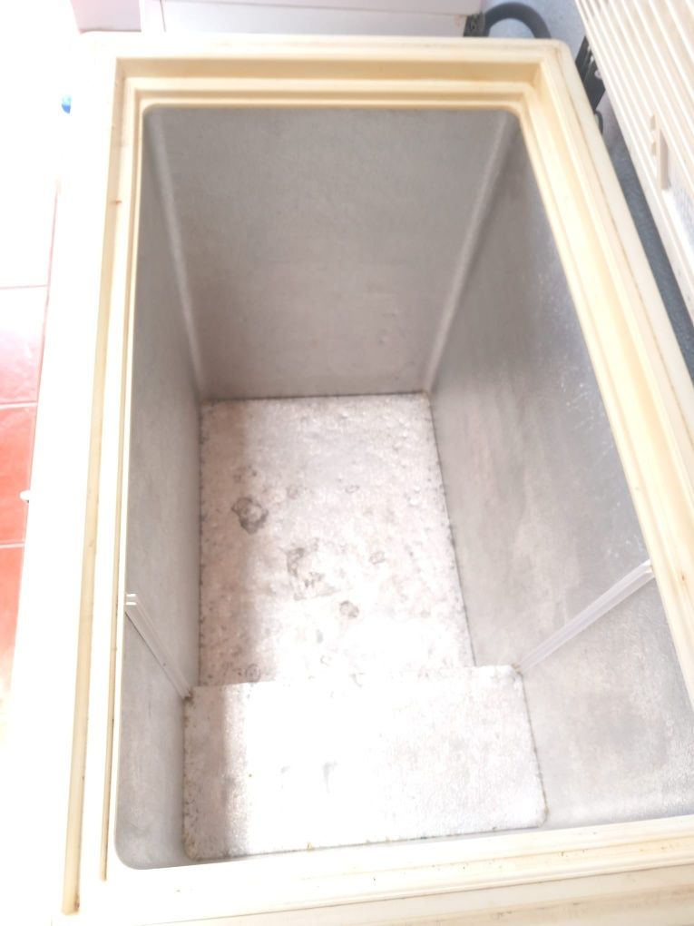 Vendo arca horizontal