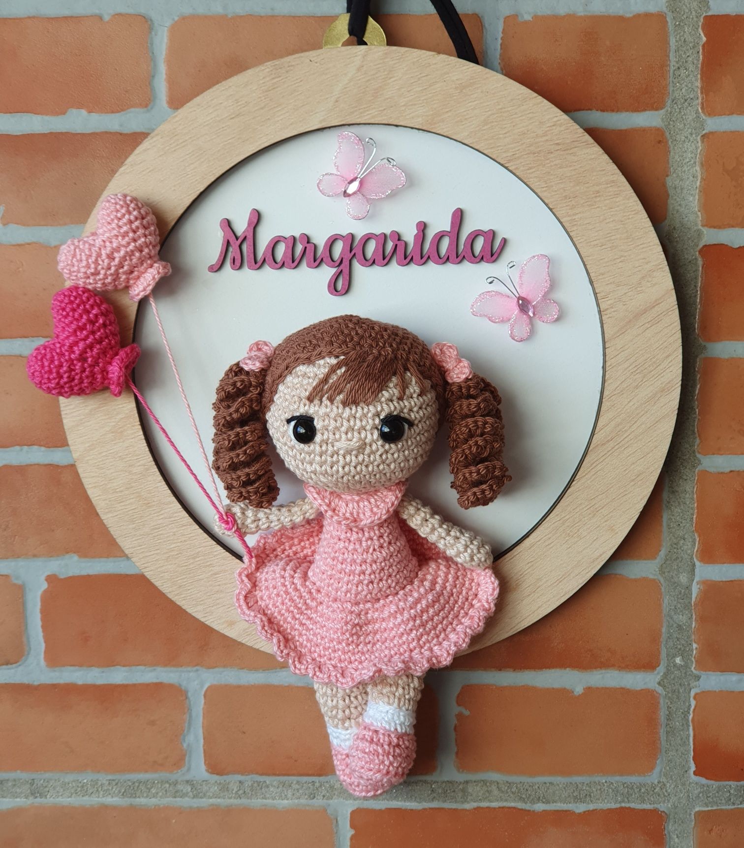 Porta maternidade / decoração quarto bebé em amigurumi