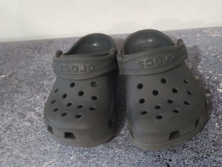 Дитячі крокси Iconic Crocs Comfort C 6 (оригінал)