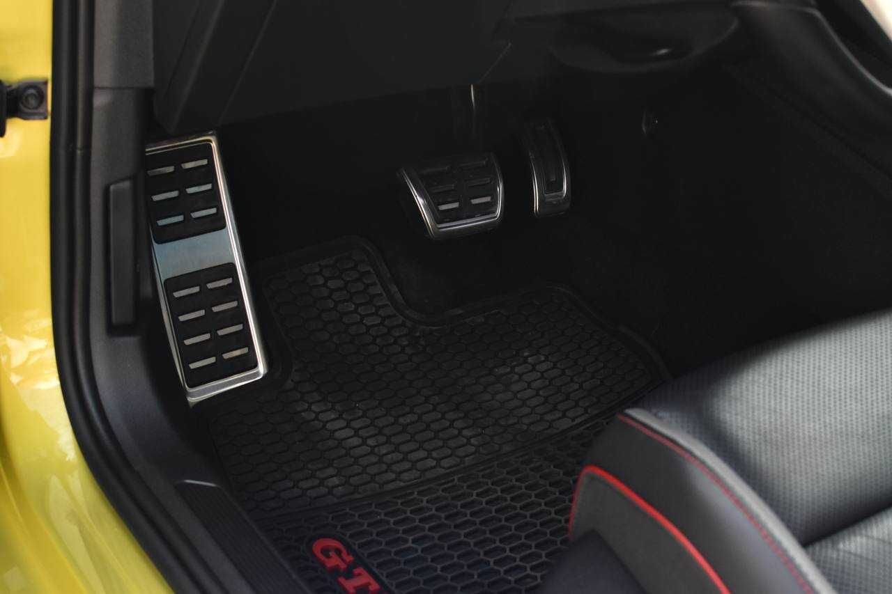 Volkswagen Golf gti 2021 р. 2.0 turbo бензин (Перший внесок від 20%)