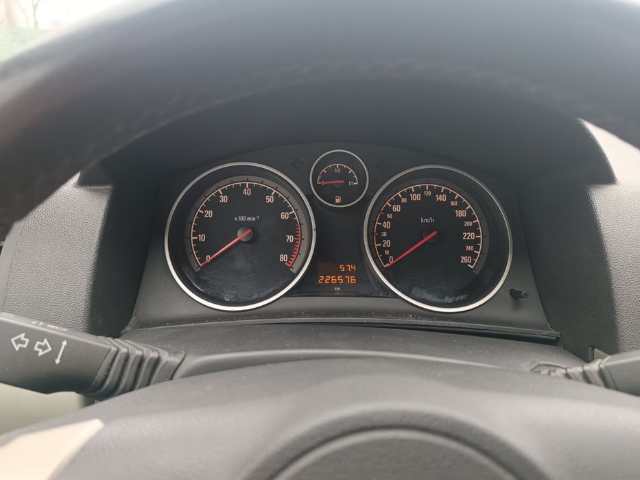 Opel Astra 2007 року