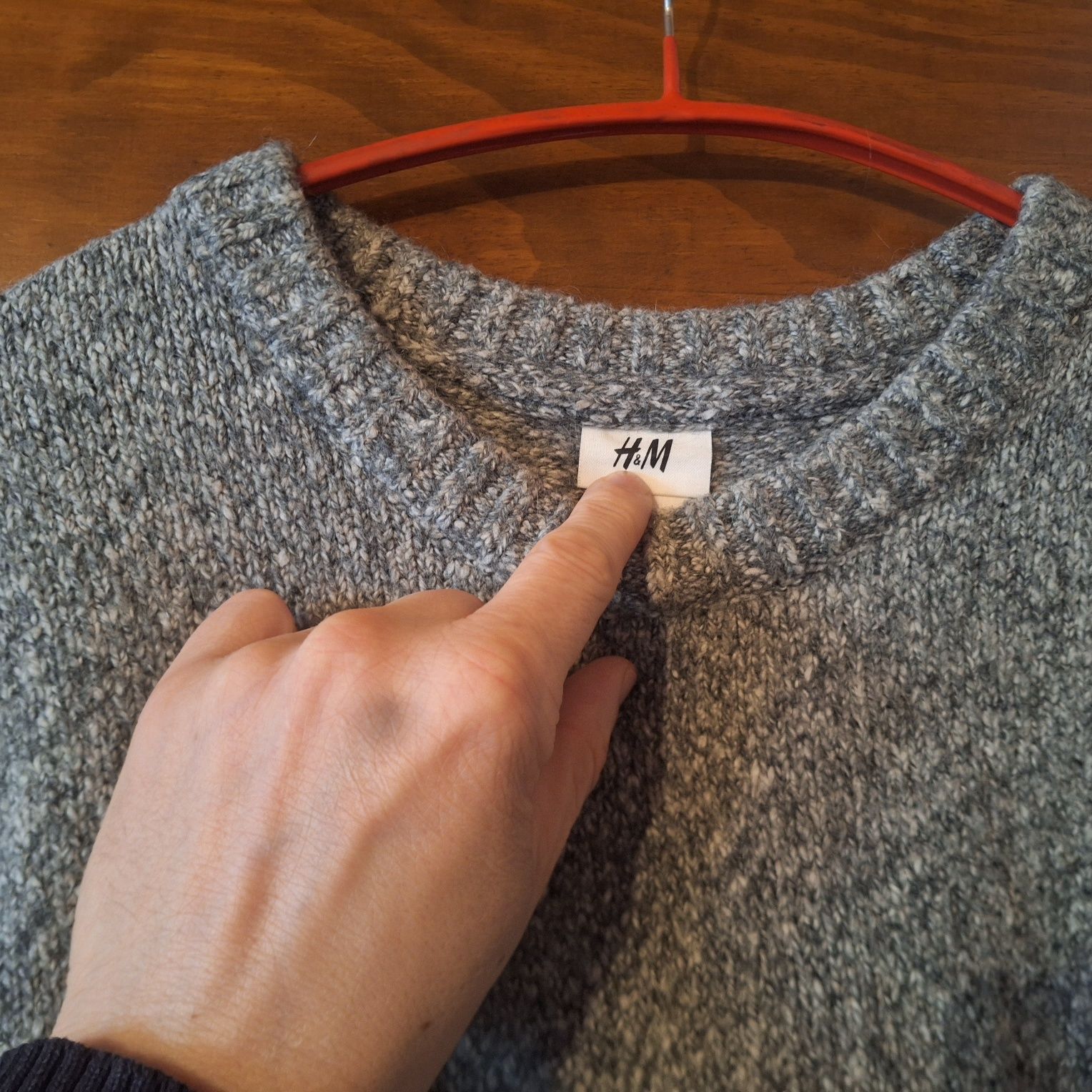 Sweter damski/męski H&M rozmiar L stan bardzo dobry