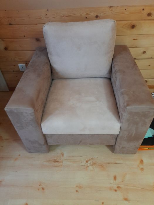 Duży fotel wypocxynkowy, nie rozkłada się