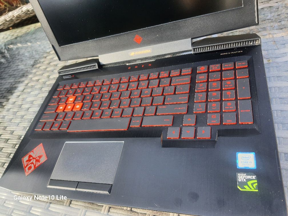 Laptop HP Omen i5 7300 HQ, gtx 1050