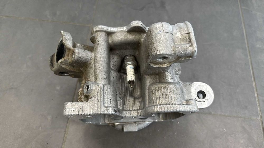 Głowica Yamaha YZF 125. 08-14 WR 125. 08-16 [1356]