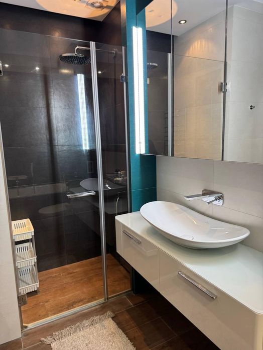 Оренда 4к квартири ЖК Дует, Центр, Набережна