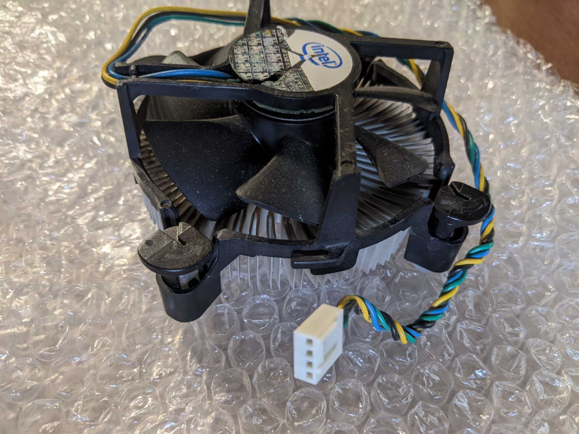 Процессор Intel Core 2 Duo E4500 + Кулер Intel E33681 (s775, 4pin)