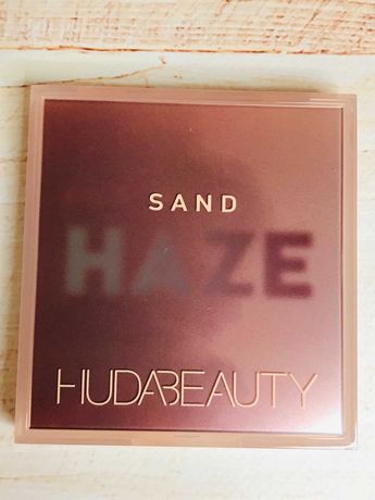 HUDA BEAUTY Obsessions Palette Sand Haze палетка тіней
