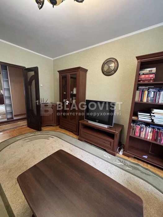 Продаж 3-х кімн Чистяківська 7 ,Святшино,Нивки