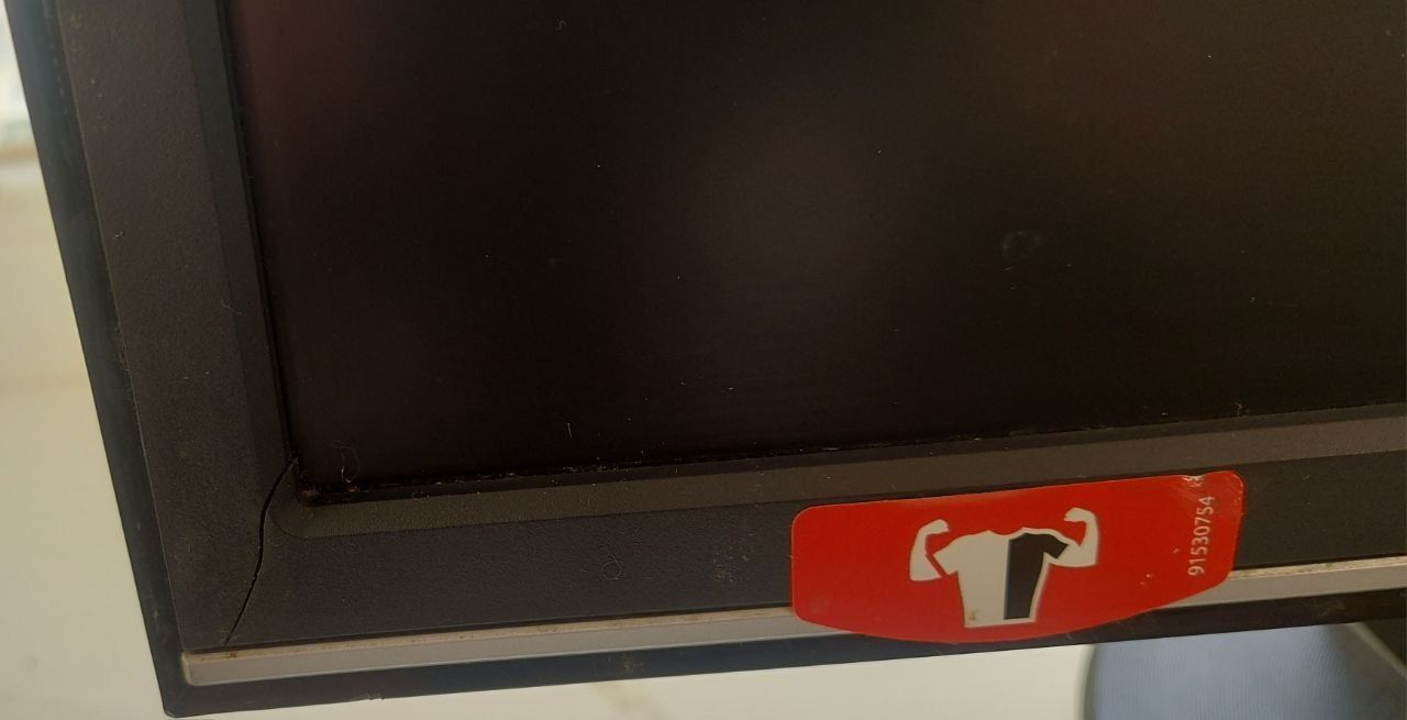 Монітор ASUS 19 дюймів